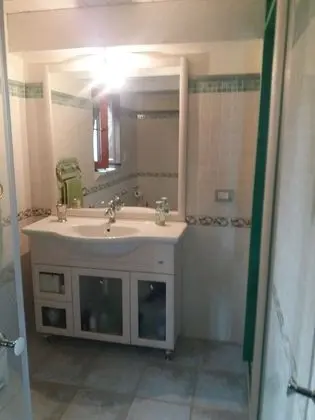 Deluxe Dört Kişilik Oda (Trullo d'Oro)