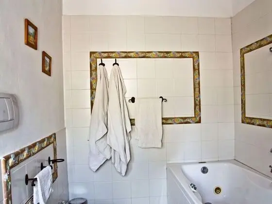 Üç Kişilik Oda, Özel Banyo (Jacuzzi)