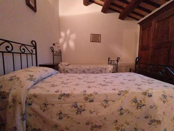 Apart Daire, 2 Yatak Odası, Şömine, Avlu Manzaralı (Regina)