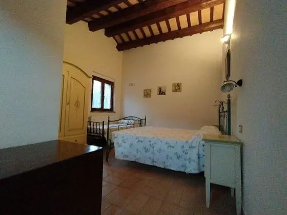 Apart Daire, 2 Yatak Odası, Şömine, Avlu Manzaralı (Regina)