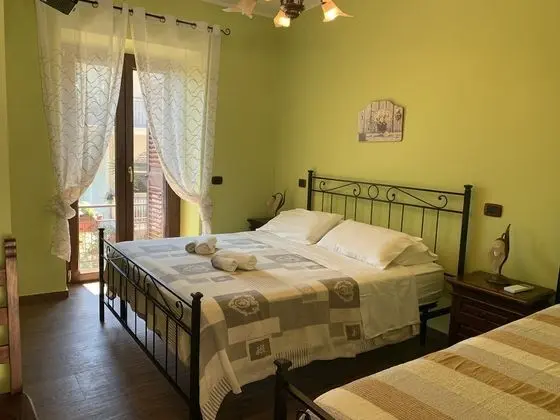 Tek Büyük Yataklı Oda