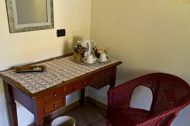 Tek Büyük veya İki Ayrı Yataklı Oda, Bahçe Manzaralı