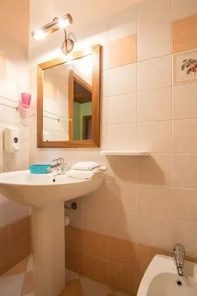 Comfort Dört Kişilik Oda, Bahçe Manzaralı