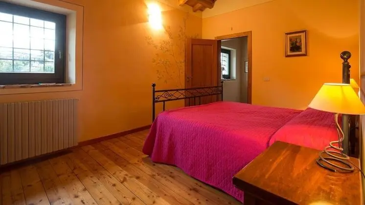 Comfort Tek Büyük Yataklı Oda, Özel Banyo, Bahçe Manzaralı