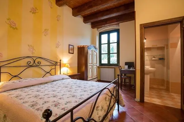 Comfort Tek Büyük Yataklı Oda, Özel Banyo, Bahçe Manzaralı