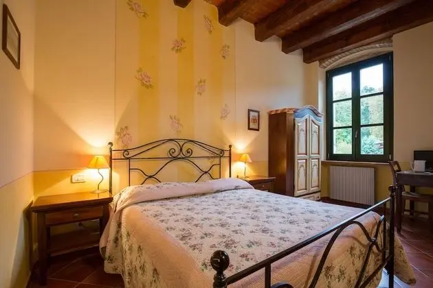 Comfort Tek Büyük Yataklı Oda, Özel Banyo, Bahçe Manzaralı