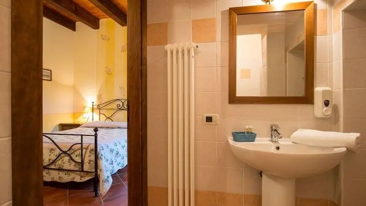 Comfort Tek Büyük Yataklı Oda, Özel Banyo, Bahçe Manzaralı