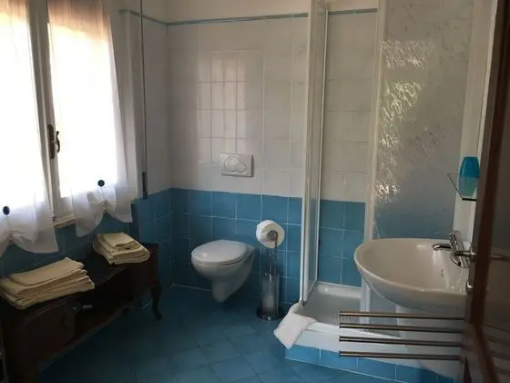Dört Kişilik Oda, Özel Banyo