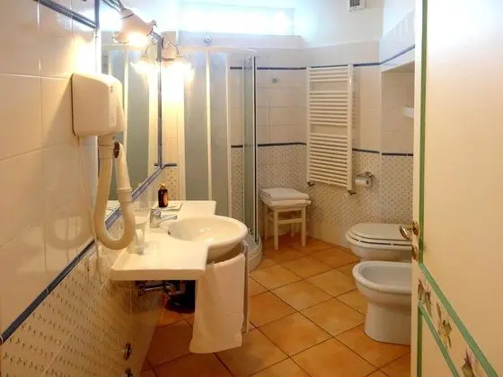 Traditional Üç Kişilik Oda, Sigara İçilmez