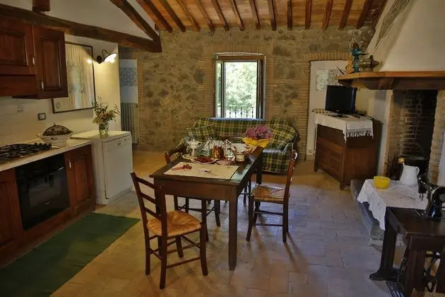 Apart Daire, Bahçe Manzaralı (Granaio)