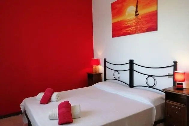 Traditional Oda, 1 Büyük (Queen) Boy Yatak