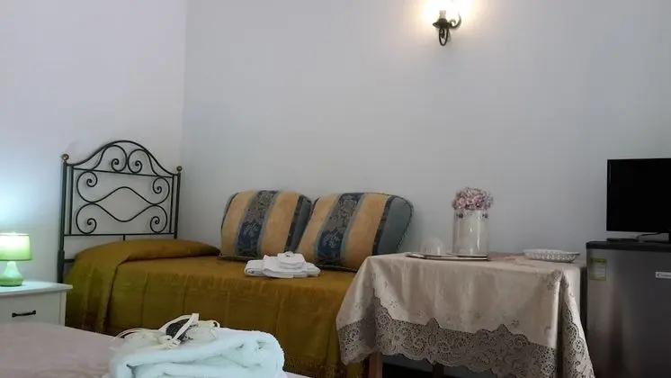 Üç Kişilik Oda
