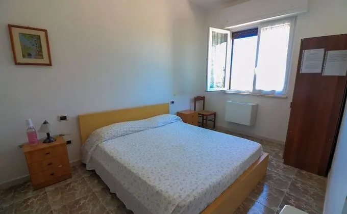Üç Kişilik Oda