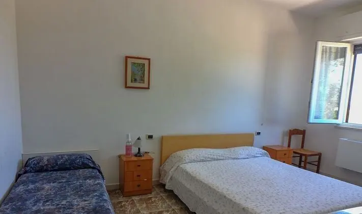 Üç Kişilik Oda