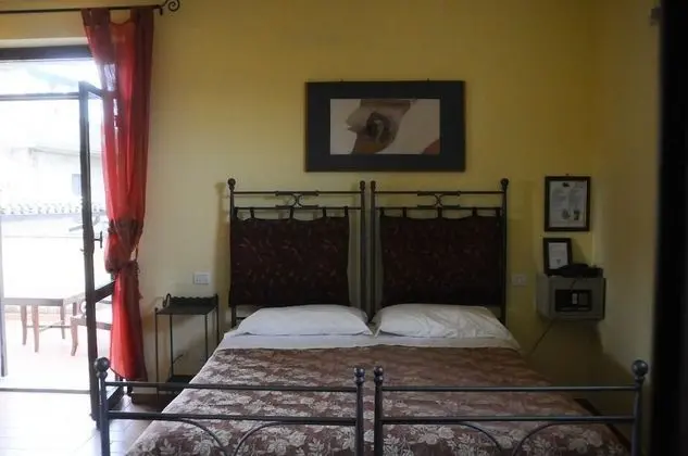 Tek Büyük Yataklı Oda