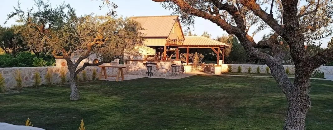 Superior Villa, Tepe Manzaralı