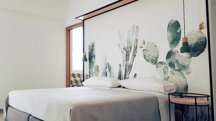 Üç Kişilik Oda, Birden Çok Yatak, Sigara İçilmez