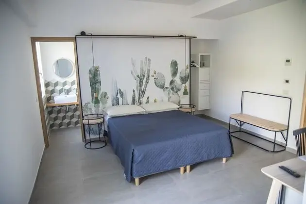 Üç Kişilik Oda, Birden Çok Yatak, Sigara İçilmez