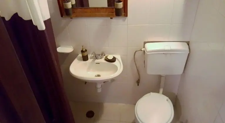 Economy Tek Büyük Yataklı Oda