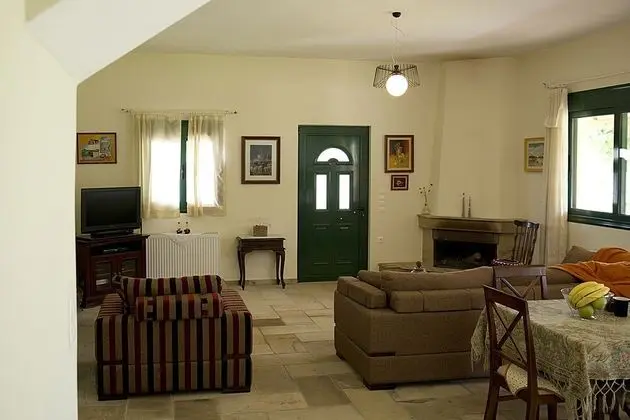 Ev, 4 Yatak Odası (Pomegranate)