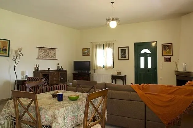 Ev, 4 Yatak Odası (Pomegranate)