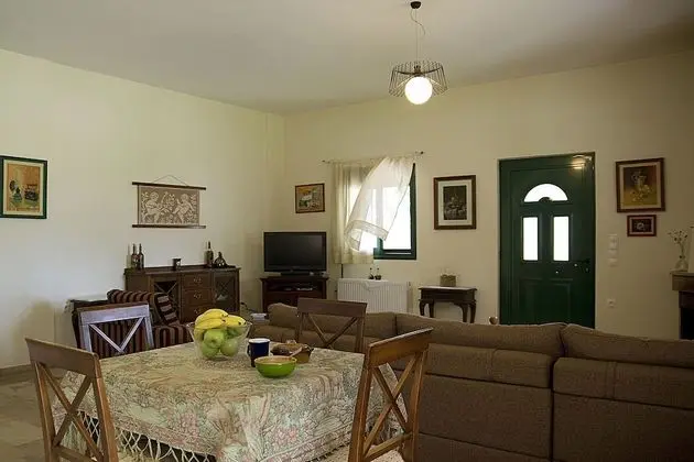 Ev, 4 Yatak Odası (Pomegranate)