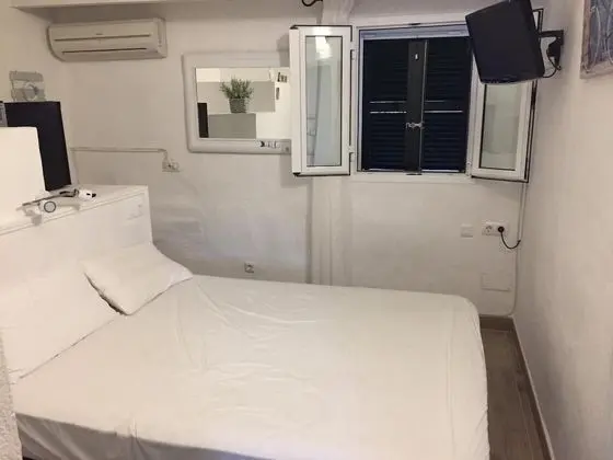 Tek Büyük Yataklı Oda