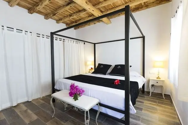 Villa, 2 Yatak Odası, Teras, Bahçeli