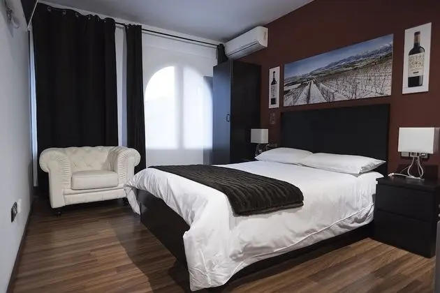 Superior Tek Büyük veya İki Ayrı Yataklı Oda