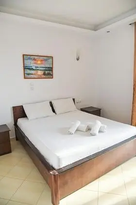 Üç Kişilik Oda