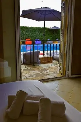 Üç Kişilik Oda