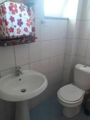 Üç Kişilik Oda