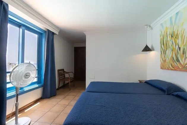 Stüdyo, Havuz Manzaralı