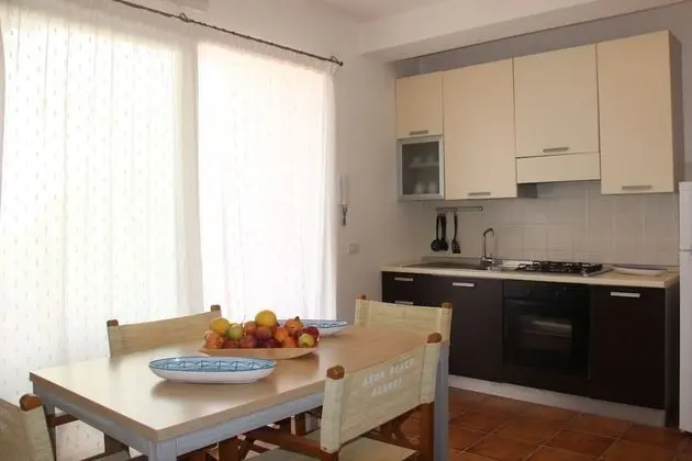 Apart Daire, Bahçe Manzaralı, Zemin Kat