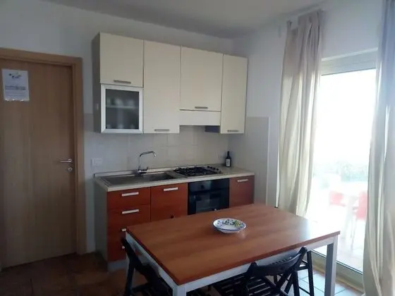 Apart Daire, Bahçe Manzaralı, Zemin Kat