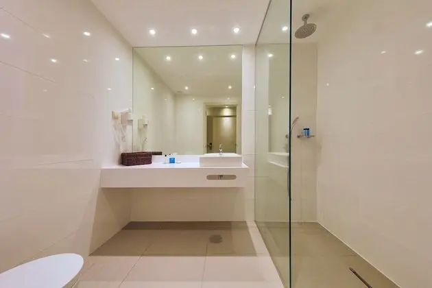 Deluxe Tek Büyük veya İki Ayrı Yataklı Oda