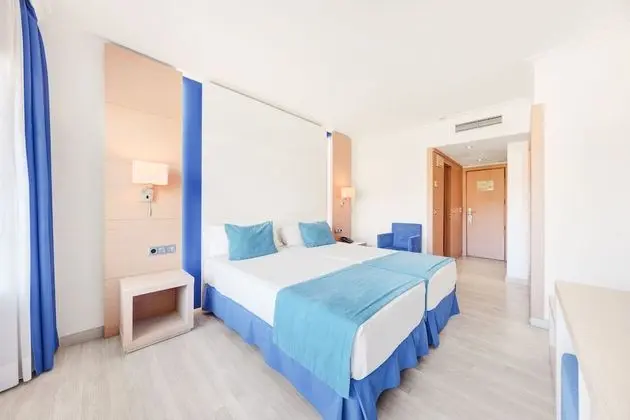Tek Büyük Yataklı Oda, Balkon