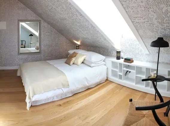 Tek Büyük Yataklı Oda