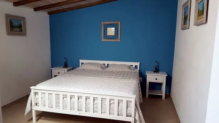 Kır Evi, 1 Büyük (Queen) Boy Yatak