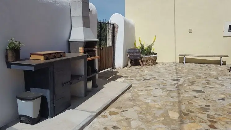 Kır Evi, 1 Büyük (Queen) Boy Yatak