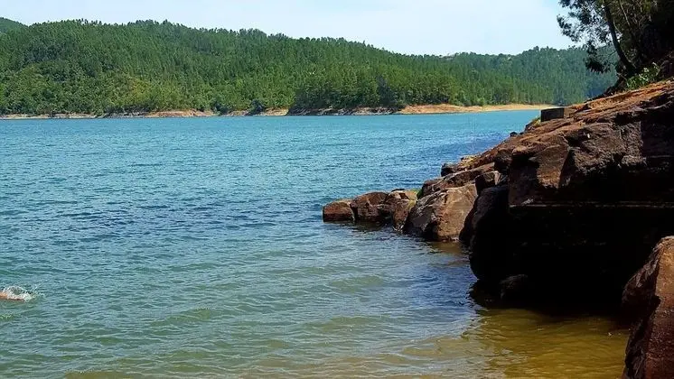 Kır Evi, 1 Büyük (Queen) Boy Yatak