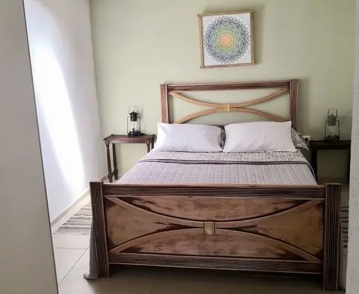 Ev, 1 Büyük (Queen) Boy Yatak