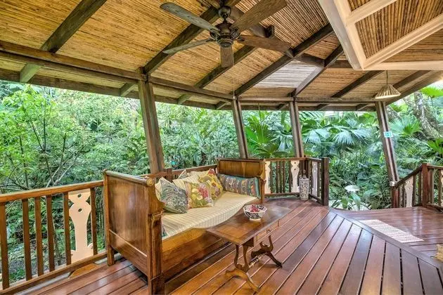 Bungalow Suite