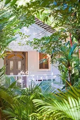 Bungalow Suite