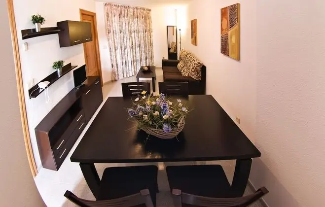 Apart Daire, 2 Yatak Odası, Balkon