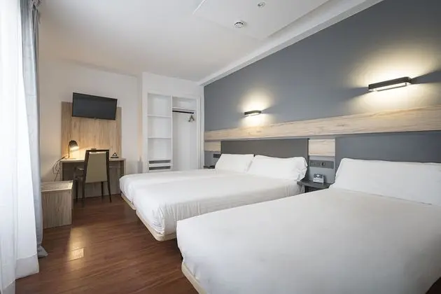 Tek Büyük Yataklı Oda (with extra bed)