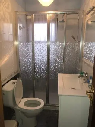 Basic Tek Büyük Yataklı Oda