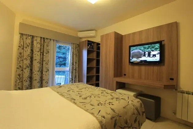 Suite Luxo Dupla