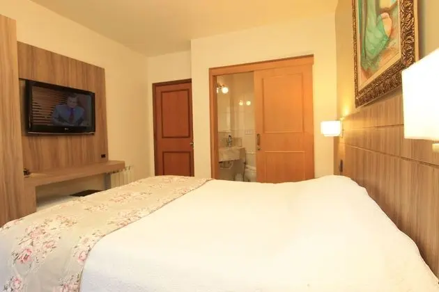 Suite Luxo Dupla