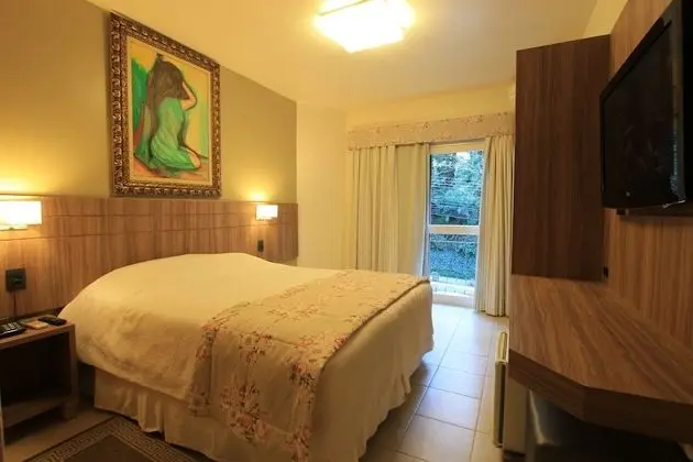 Suite Luxo Dupla
